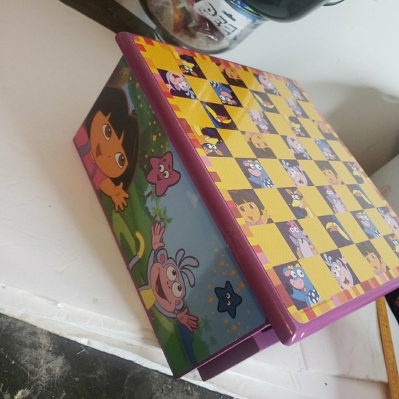 Dora The Explorer Wooden Checkers & Dominos Set 2006 - Picture 6 of 9